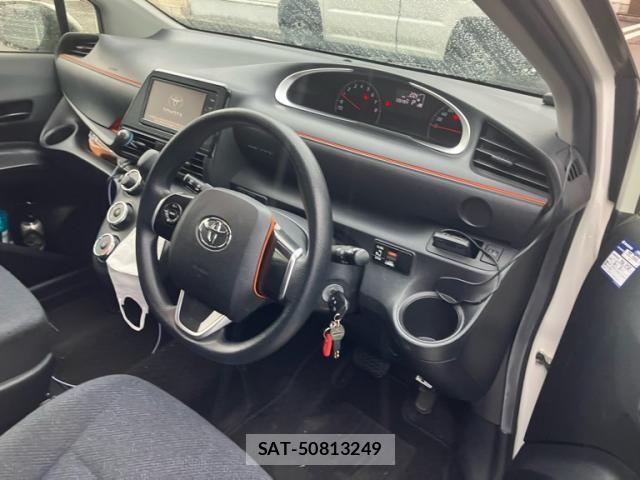 Toyota SIENTA 2016-03 7963768-7