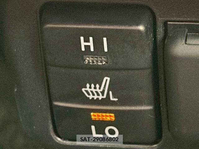 Toyota SIENTA 2021-03 7963752-5