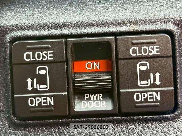 Toyota SIENTA 2021-03 7963752-6