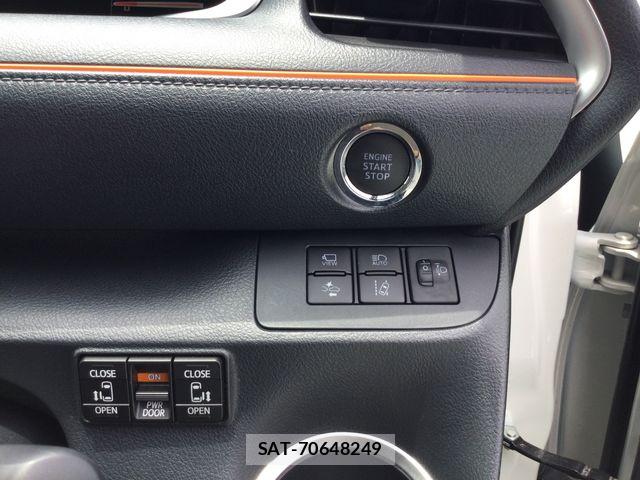 Toyota SIENTA 2021-04 7963751-15
