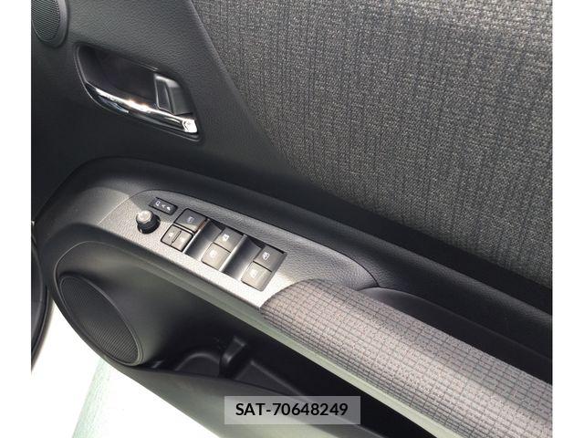 Toyota SIENTA 2021-04 7963751-19
