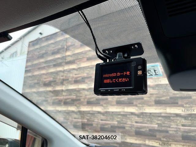 Toyota SIENTA 2019-12 7963750-11