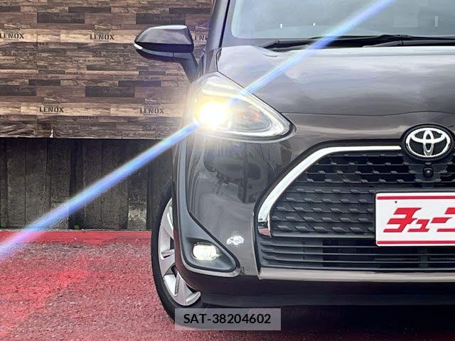 Toyota SIENTA 2019-12 7963750-24