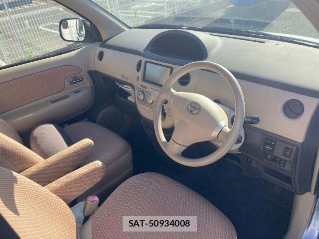 Toyota SIENTA 2012-03 7980998-11