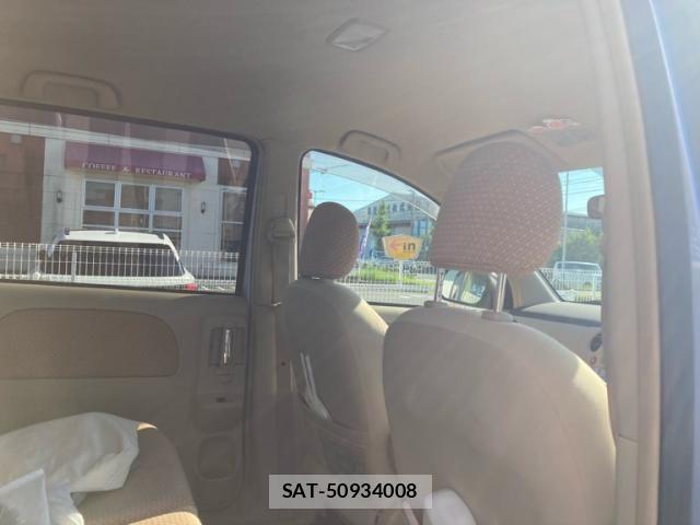 Toyota SIENTA 2012-03 7980998-15