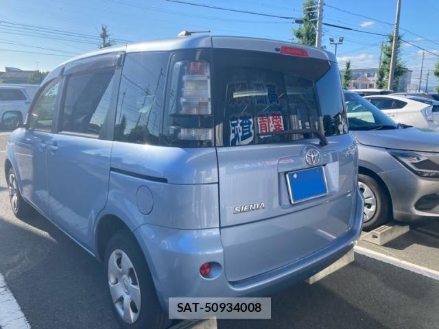 Toyota SIENTA 2012-03 7980998-4