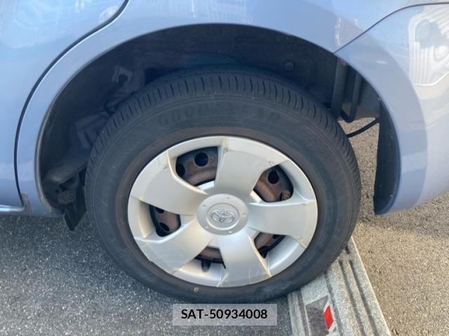Toyota SIENTA 2012-03 7980998-8