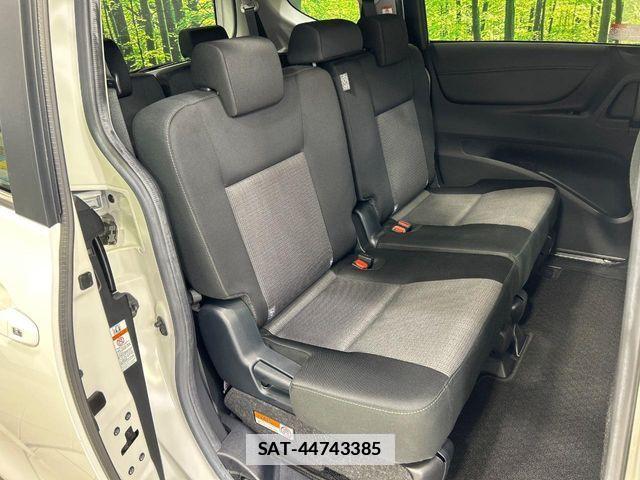 Toyota SIENTA 2019-11 7980991-11
