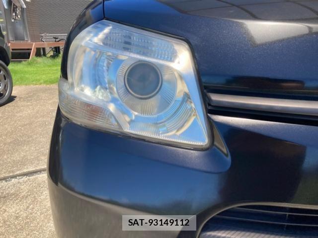 Toyota SIENTA 2013-09 7980995-3