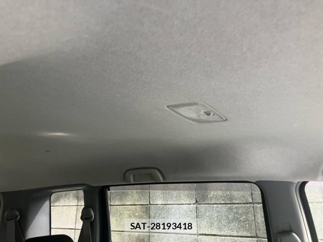 Toyota SIENTA 2005-10 7980997-15