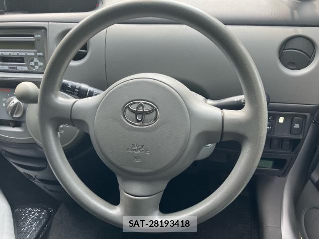 Toyota SIENTA 2005-10 7980997-17