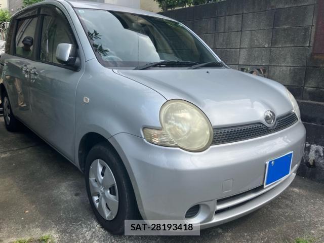 Toyota SIENTA 2005-10 7980997-1