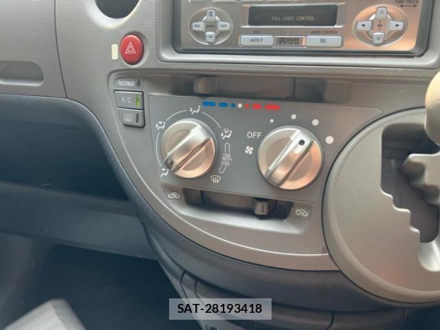 Toyota SIENTA 2005-10 7980997-21