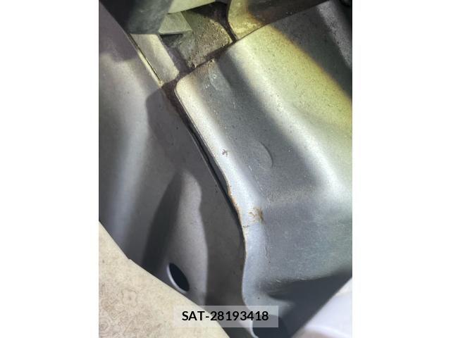 Toyota SIENTA 2005-10 7980997-23
