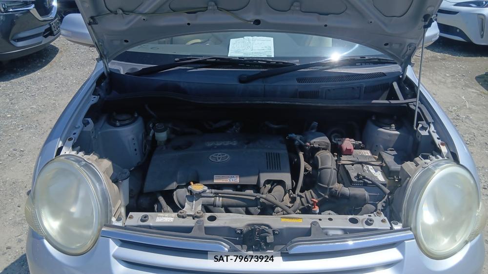 Toyota SIENTA 2008-03 7633714-32