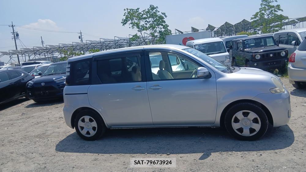Toyota SIENTA 2008-03 7633714-5