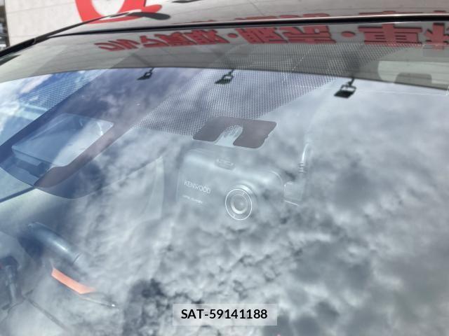 Toyota SIENTA 2016-02 7980990-13