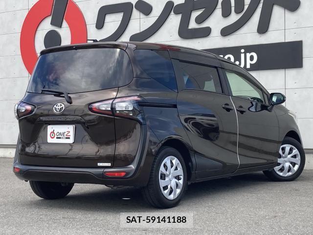 Toyota SIENTA 2016-02 7980990-1