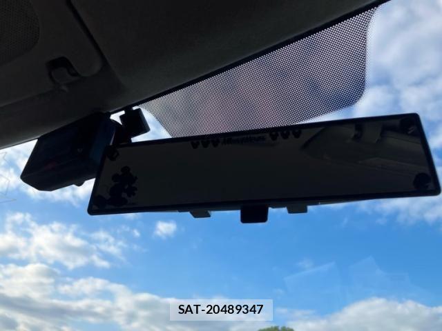 Toyota SIENTA 2011-11 7980996-16