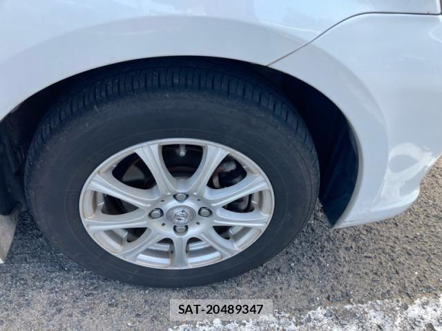Toyota SIENTA 2011-11 7980996-3