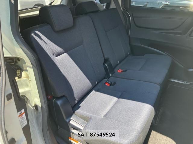 Toyota SIENTA 2017-10 7980993-12