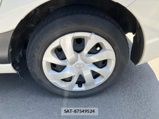 Toyota SIENTA 2017-10 7980993-4