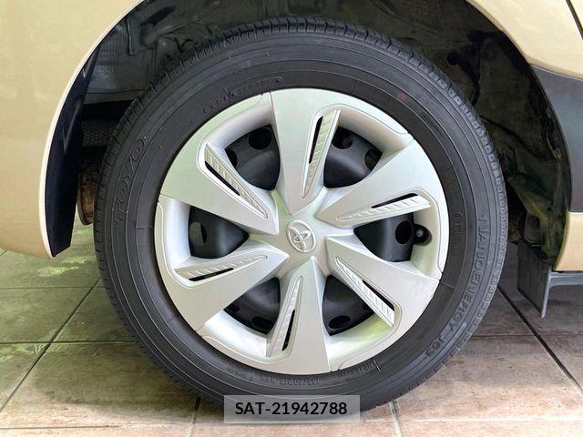 Toyota SIENTA 2019-12 7980988-12