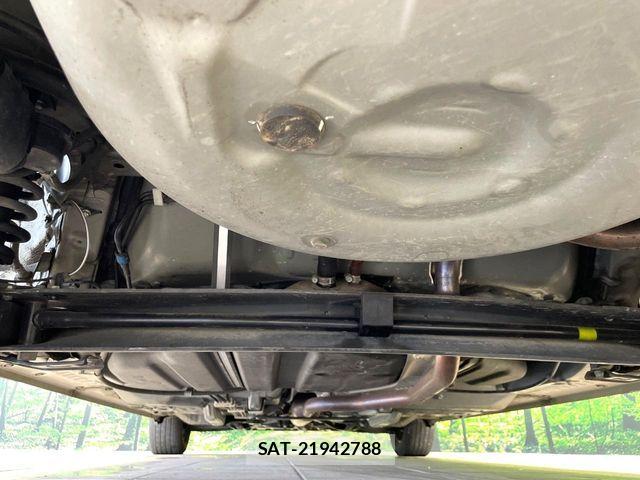 Toyota SIENTA 2019-12 7980988-18