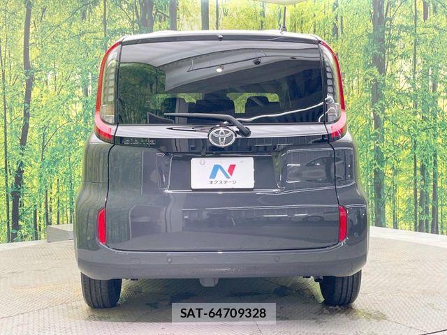 Toyota SIENTA 2023-02 8038215-15