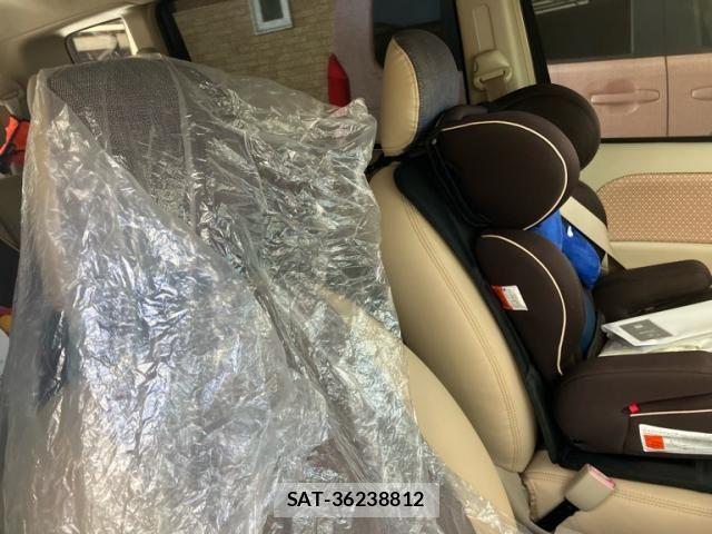 Toyota SIENTA 2013-09 8038249-13