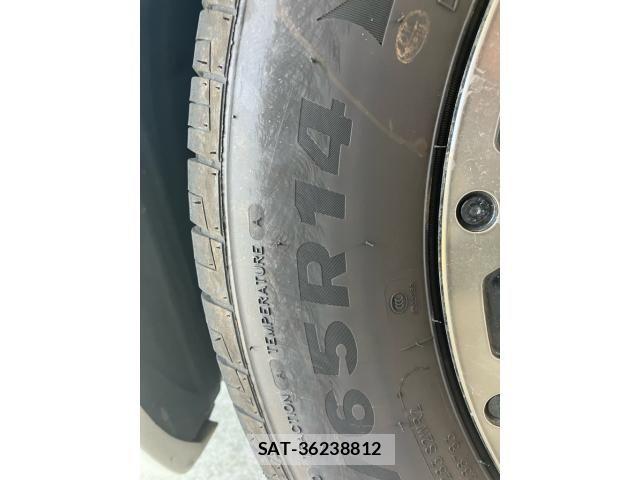 Toyota SIENTA 2013-09 8038249-8