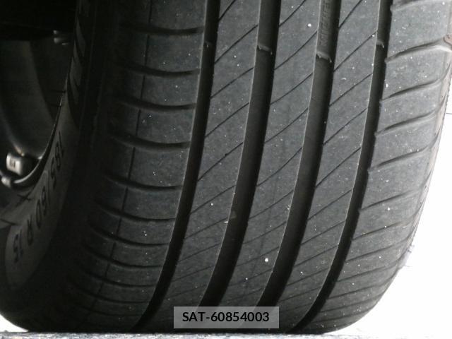 Toyota SIENTA 2016-08 8038236-12