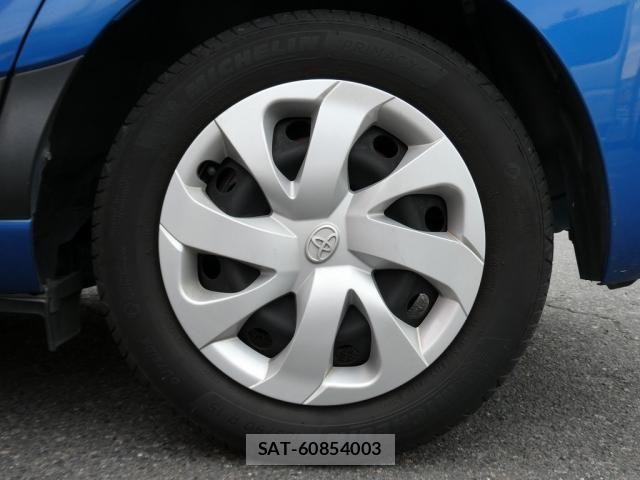 Toyota SIENTA 2016-08 8038236-16
