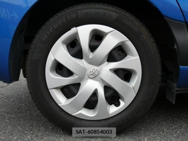 Toyota SIENTA 2016-08 8038236-17