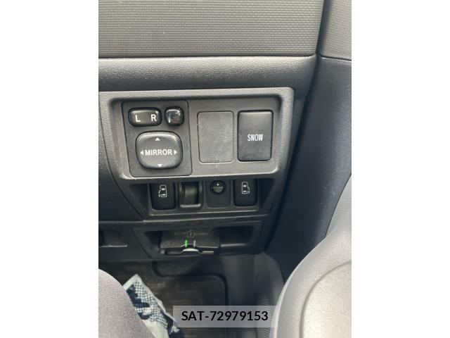 Toyota SIENTA 2013-09 8038250-20