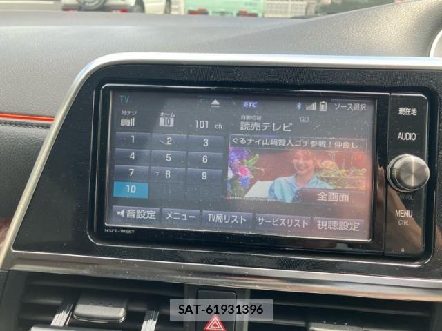 Toyota SIENTA 2018-01 8038237-22