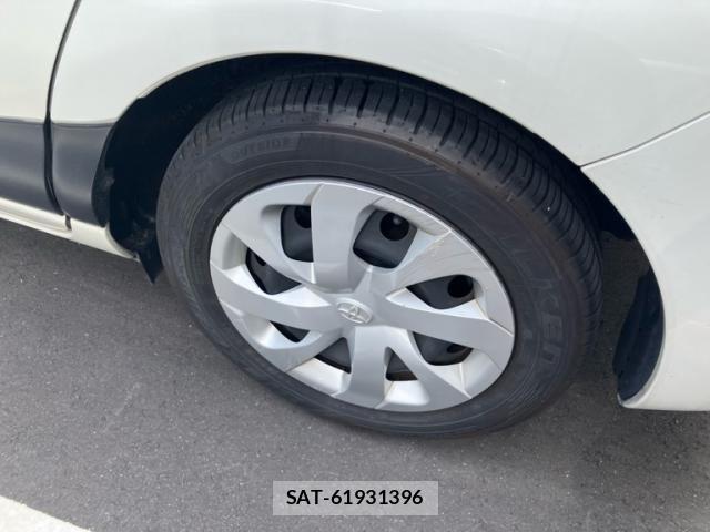 Toyota SIENTA 2018-01 8038237-8