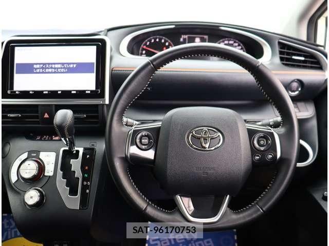 Toyota SIENTA 2019-07 8038222-12