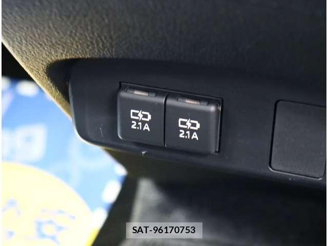 Toyota SIENTA 2019-07 8038222-23