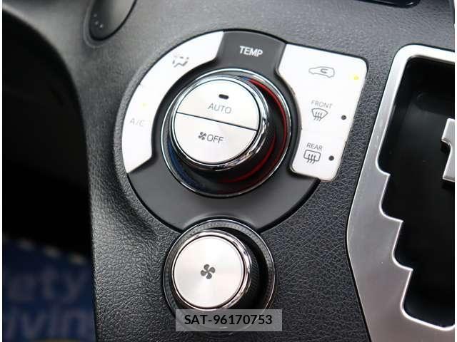 Toyota SIENTA 2019-07 8038222-25