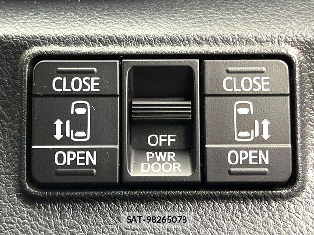 Toyota SIENTA 2016-01 8038234-2