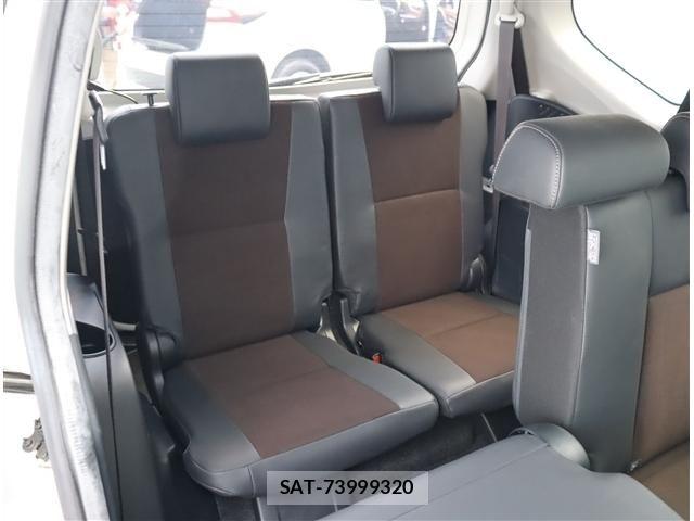 Toyota SIENTA 2019-06 8038219-15