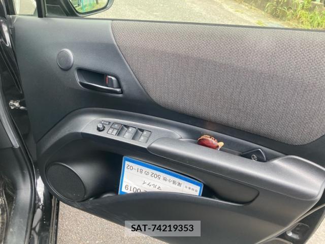 Toyota SIENTA 2018-10 8038238-16