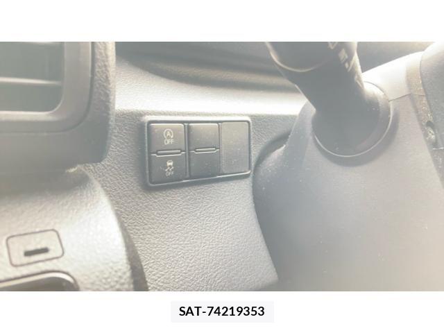 Toyota SIENTA 2018-10 8038238-28