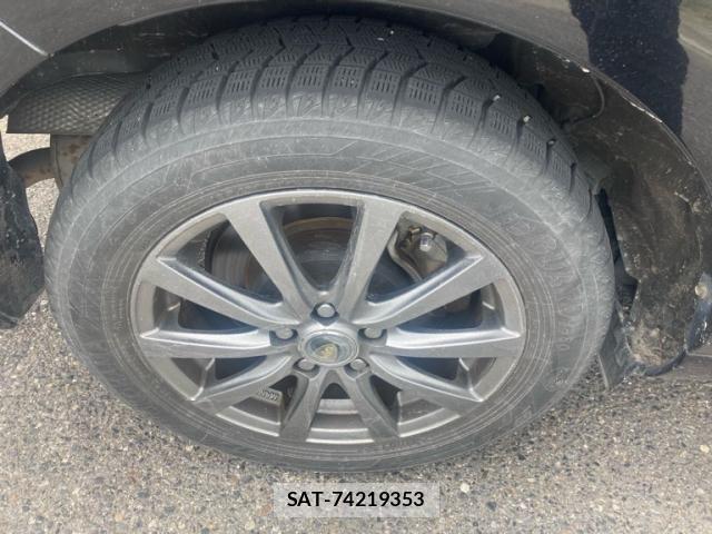 Toyota SIENTA 2018-10 8038238-6
