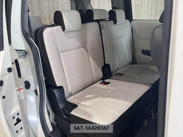 Toyota SIENTA 2016-01 8038240-9