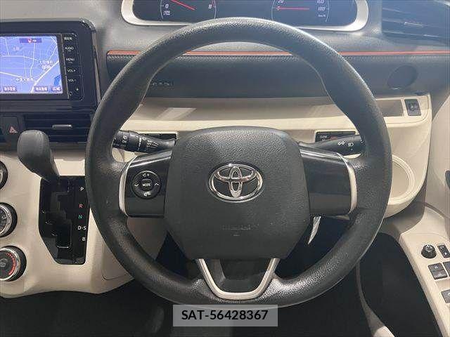 Toyota SIENTA 2016-01 8038240-13