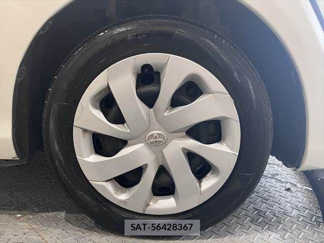 Toyota SIENTA 2016-01 8038240-15
