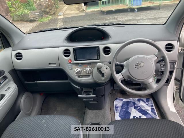Toyota SIENTA 2008-06 8038257-14