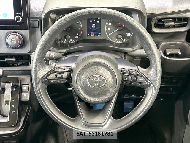 Toyota SIENTA 2025-02 8038218-11